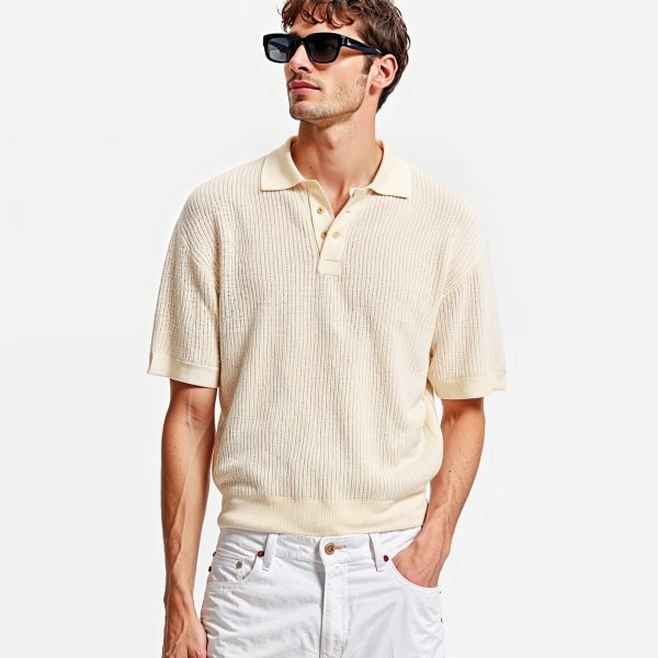 Camiseta texturizada con botones