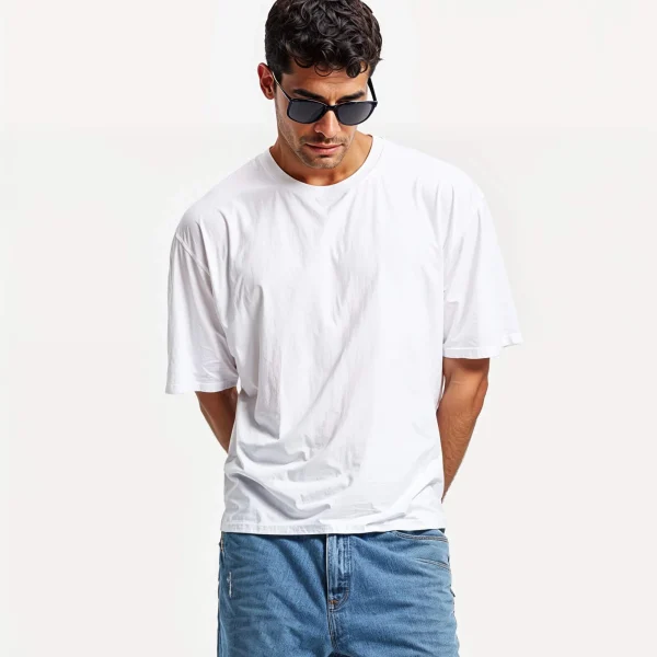 Camiseta de corte cuadrado con mangas largas